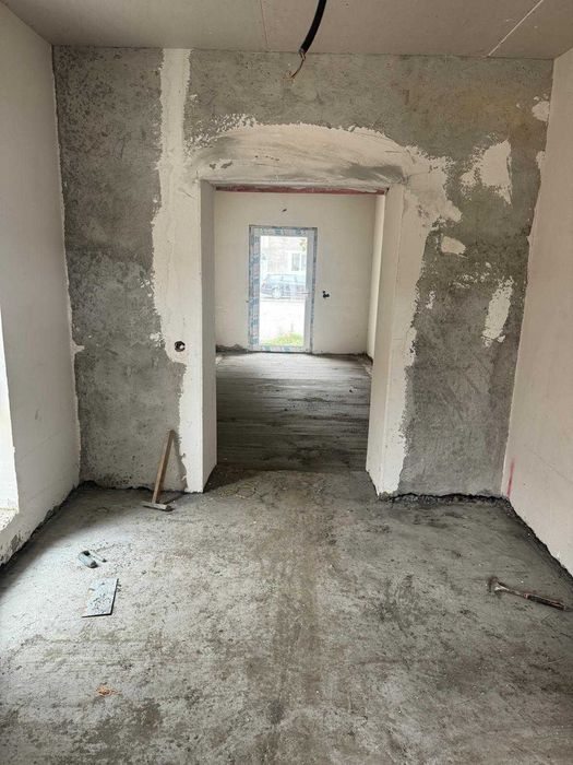 EDA CONSULT – Spatiii comerciale noi in Nasaud.