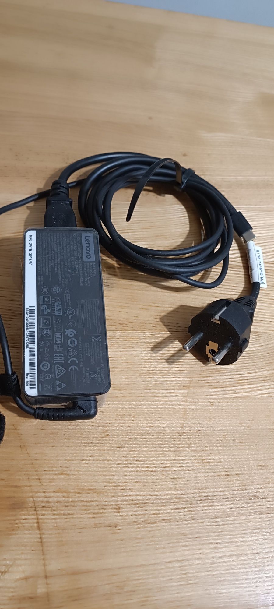 Încărcător Lenovo 65w USB-C