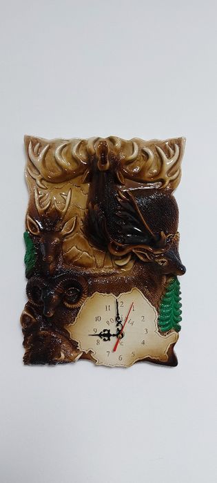 Ceas de perete vanatoare