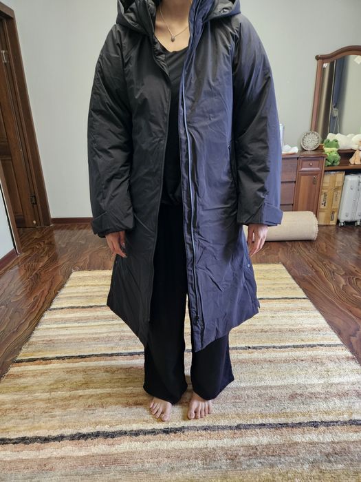 Продам плащ пуховик японского бренда UNIQLO