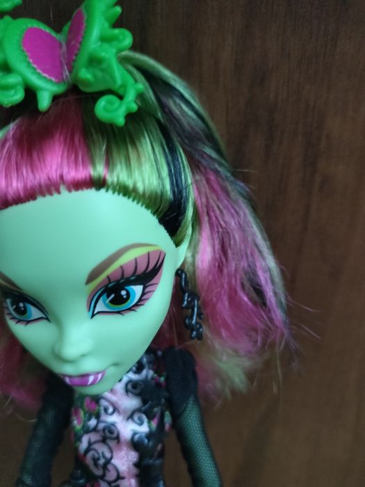 Monster High Puppe - Venus McFlytrap