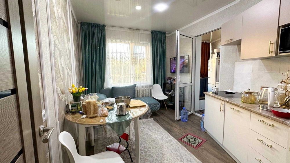 Продам 2 ком квартиру в Каратал