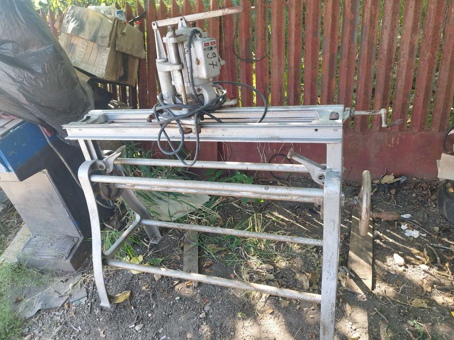 Freza electrica tâmplărie lemn