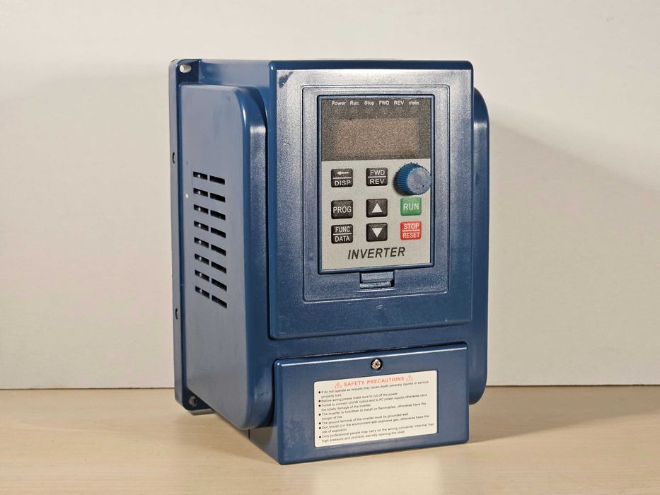 Честотен инвертор AT3-2200X