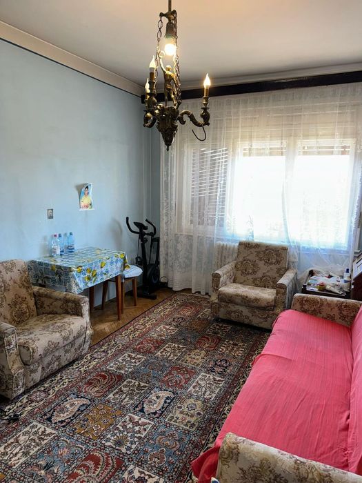 Inchiriez casa 5 camere zona ultracentrala