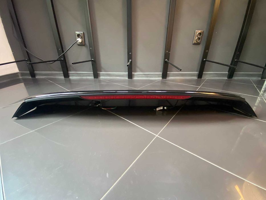 Нов Оригинален S line Спойлер 81A827933 Audi Q2 GA