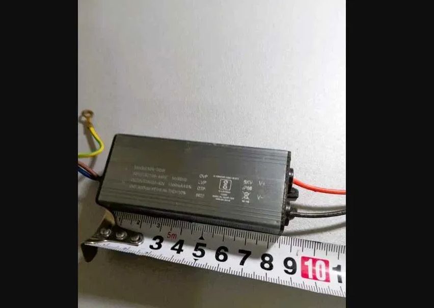 драйвер, блок питания на свето-диод 1500мА и другие