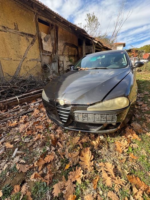 Алфа ромео 147 с налична газ