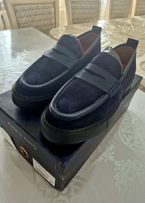 Замшевая обувь, отличное качество