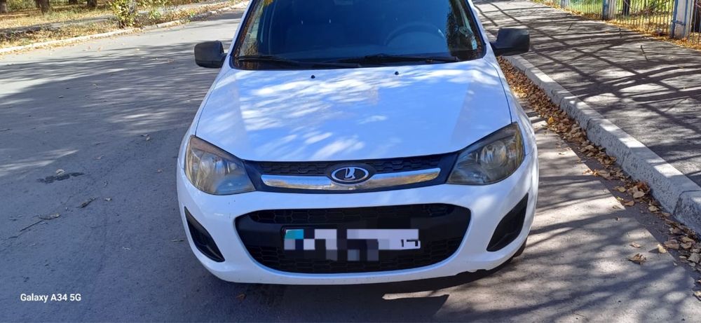 Продам машину Lada Kalina