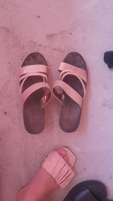 Încălțăminte marimea 38 și altele