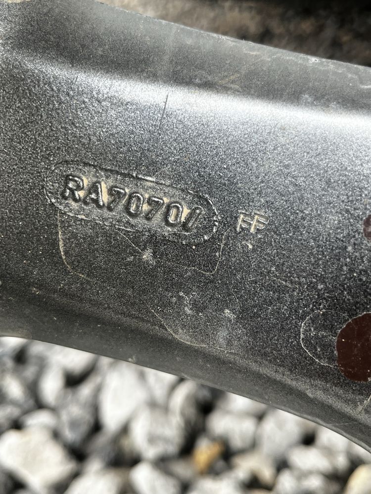 Литой Диск r17 mak