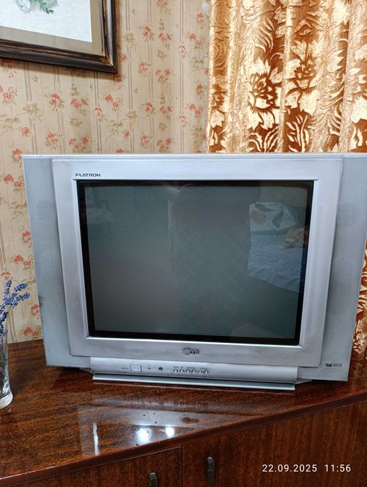 Телевизор Б/У LG Flatron