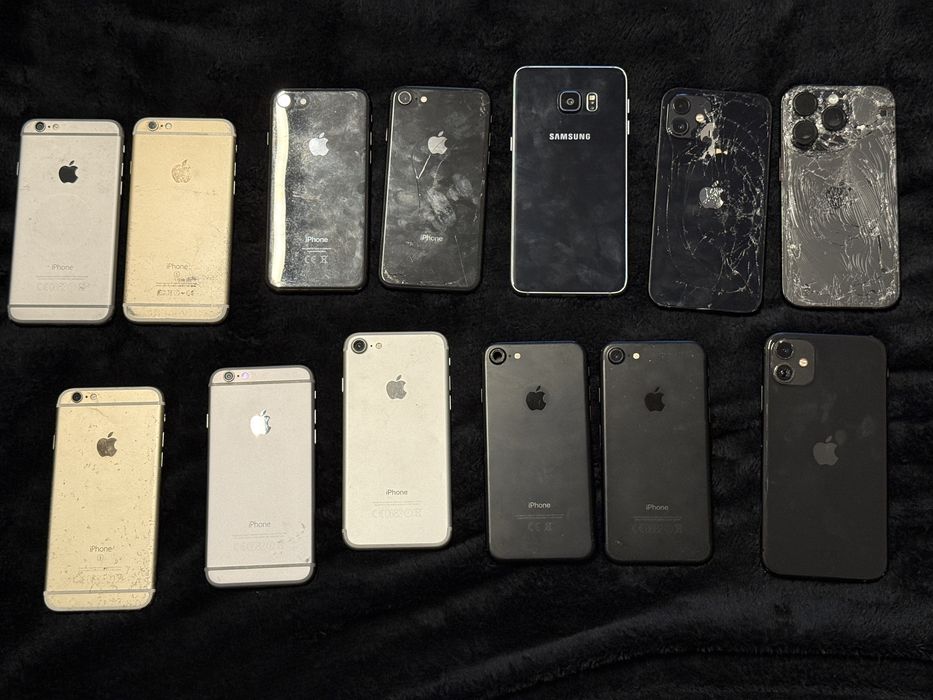 Lot Telefoane Apple Piese