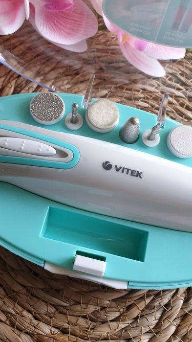 Маникюрный набор VITEK