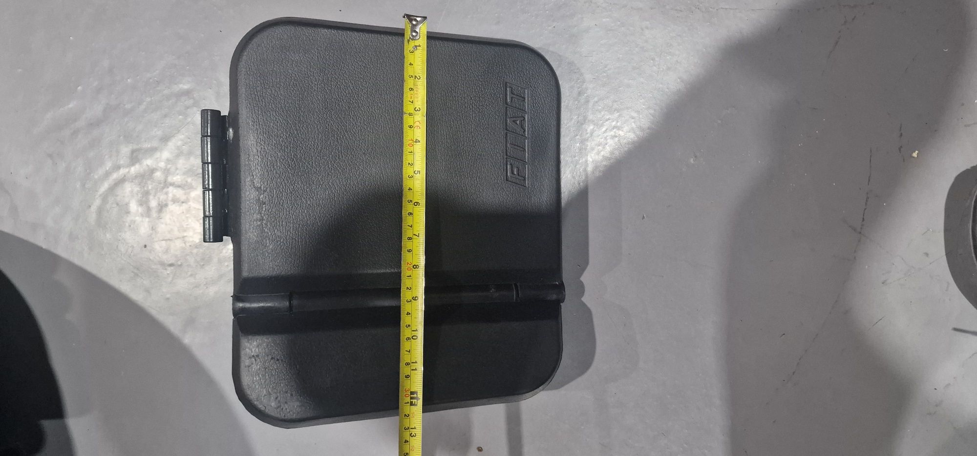 Scaun pasager tractor fiat pret 790 lei se poate trimite prin curier r