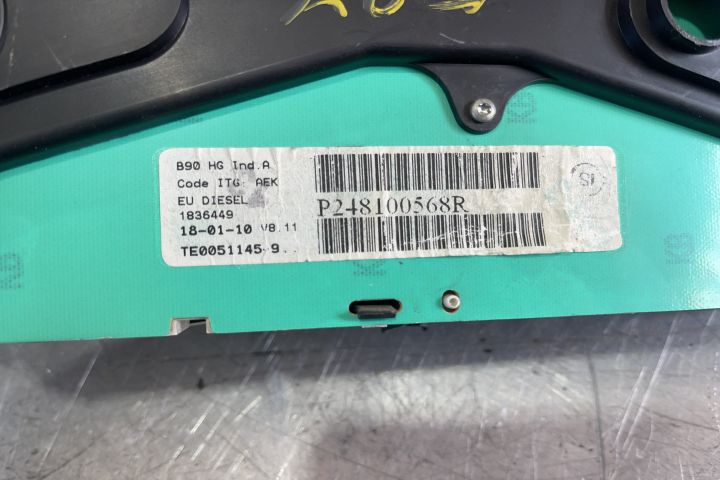 Ceasuri bord 216774992 / 21677499-2 Dacia Logan prima generatie (face