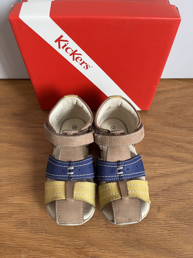 Детски сандали KicKers