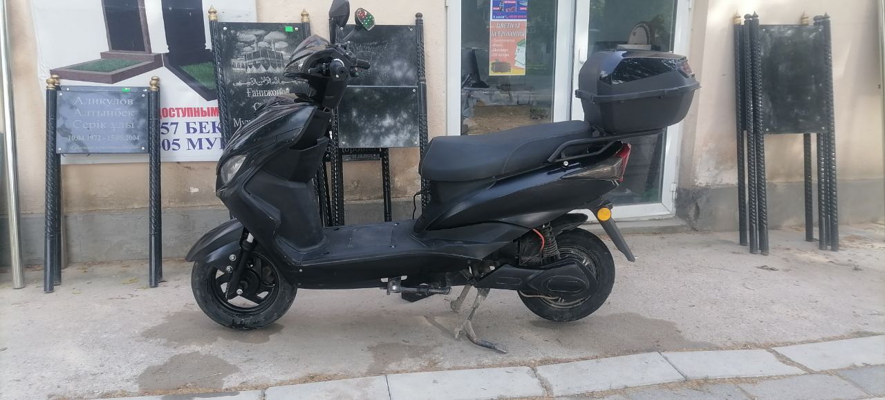 Продается электро скутер