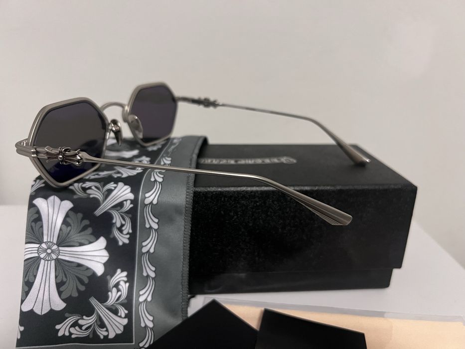 Chrome hearts очила