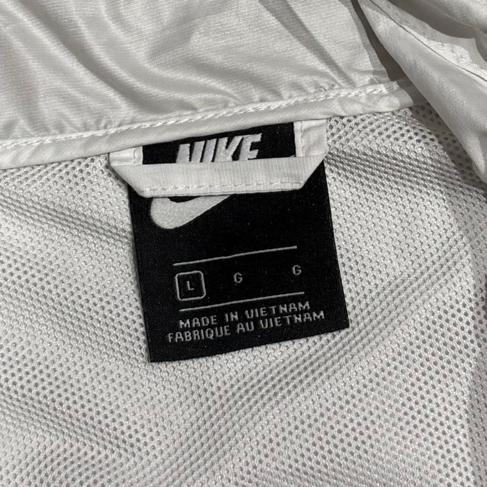 Дамска ветровка Nike Sportswear Windrunner | L размер
