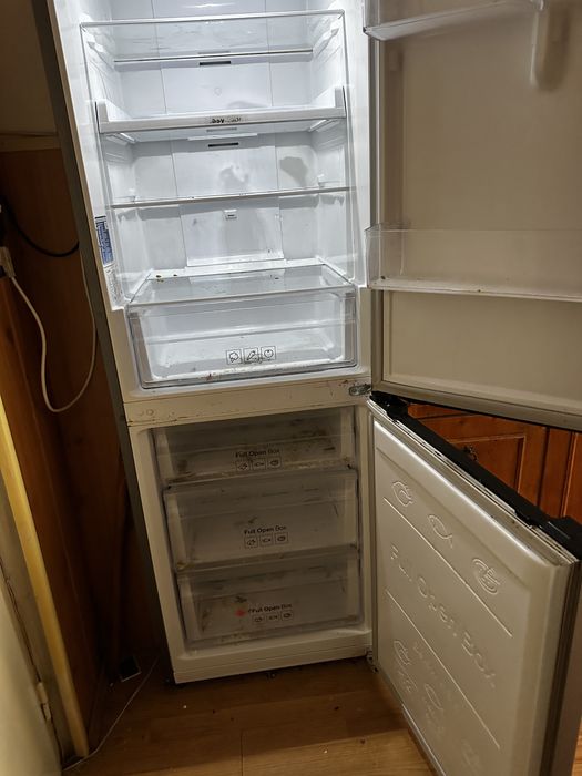 Frigider cu congelator