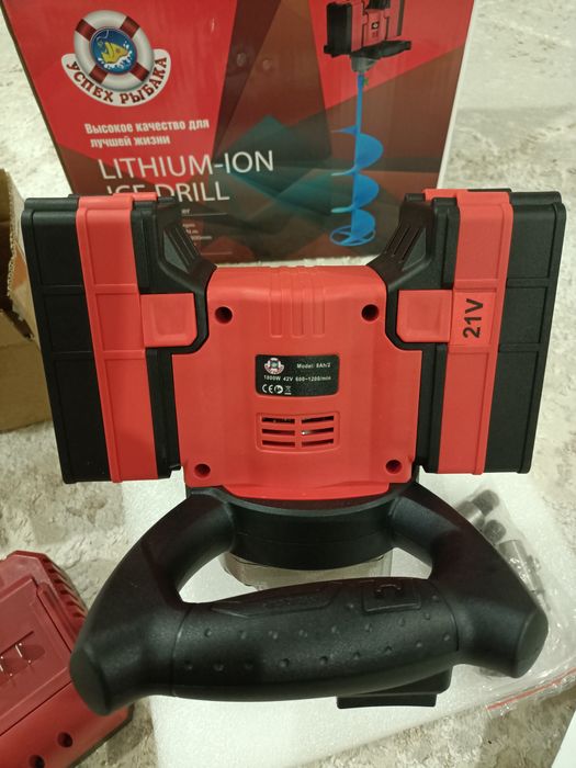 Аккумуляторный мотобур