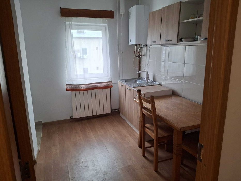 Vand apartament 2 camere
