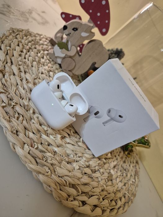 Слушалки с микрофон Apple Airpods Pro (2nd Gen) w Magsafe case (USB-C)