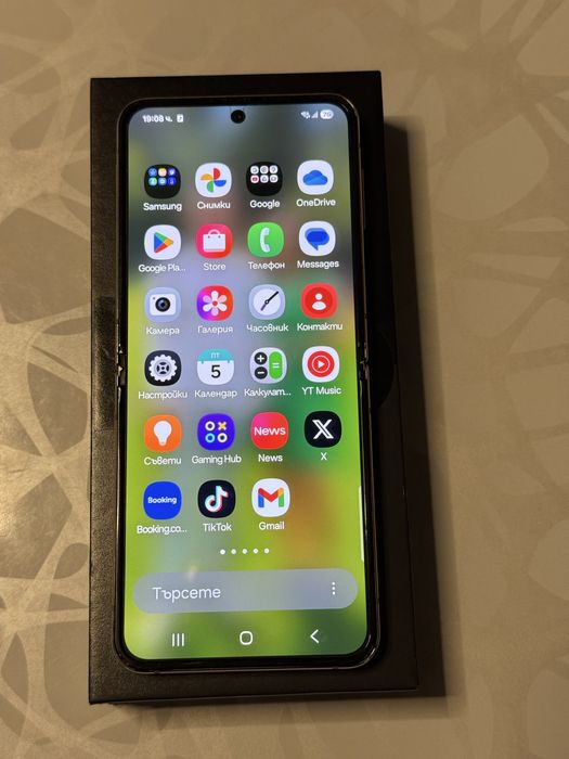 Samsung Galaxy Z Flip4