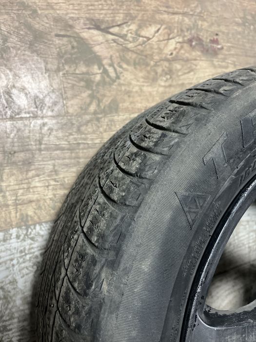 Продается комплект колес