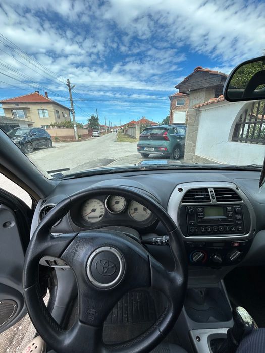 Toyota Rav 4 2D 2002 година