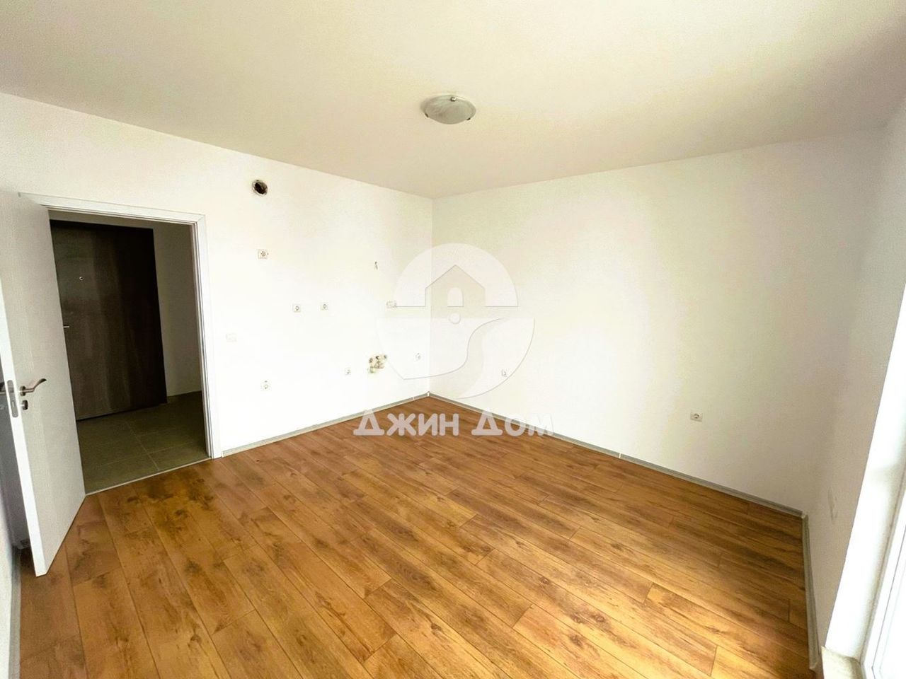 Продава се Двустаен апартамент в Свети Влас - 58 кв.м за 1725 €/кв.м - Снимка #2