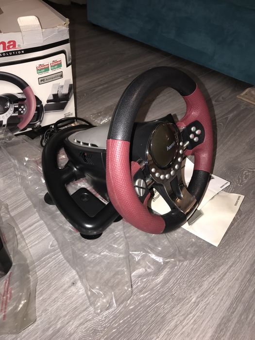 Volan gaming Hama pentru PS3 + pedale + suport de birou