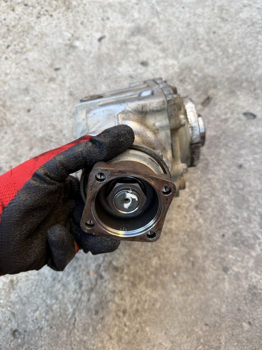 Diferential,grup fata Honda CR-V\2.2D\2011