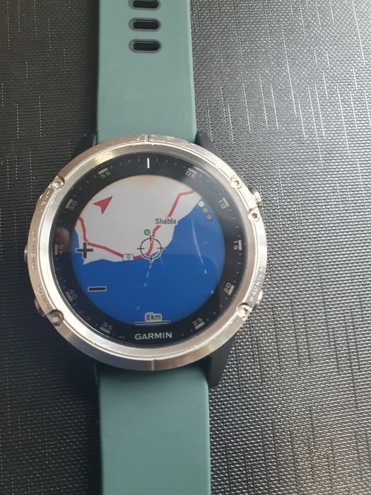 Часовник Garmin Fenix 5Plus