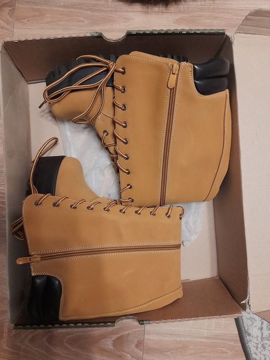 Vand cizme dama noi inalte deosebite