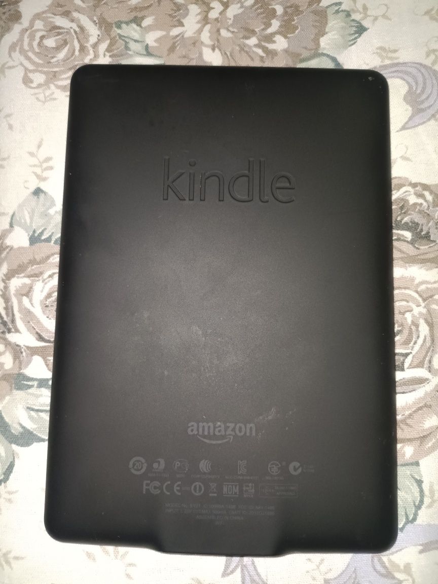 Продается электронная книга Amazon Kindle 6