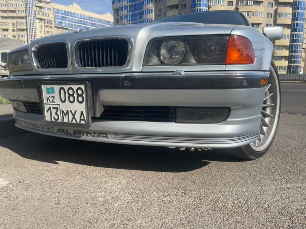 Бмв е38 первый задний бампер,парог, комплект,фара,альпина,BMW E38