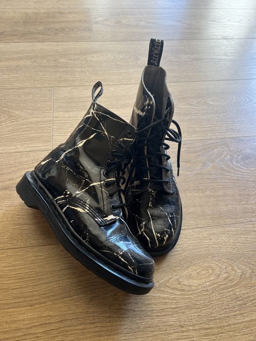 Кубинки дамски Dr.Martens