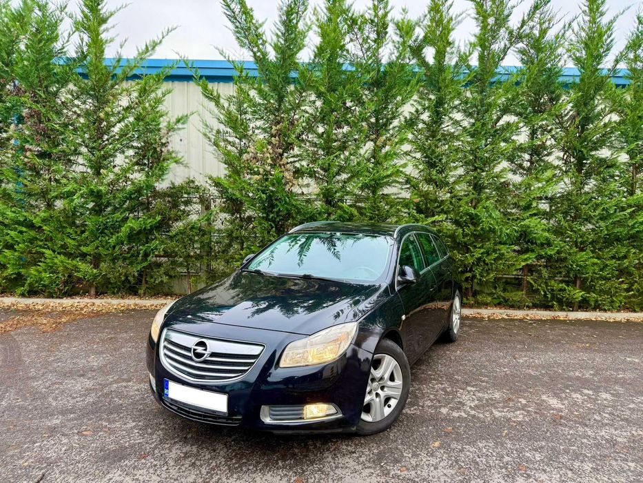 Vând Opel Insigna 2.0CDTI/ Navi/ Piele/ Climatronic