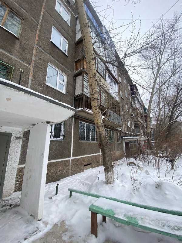 1-ком на 3 мкр., по Абая, 3 этаж/5, НЕ угловая. ПОМОЩЬ В ИПОТЕКЕ!