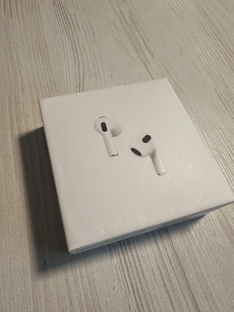 Слушалки Apple AirPods 3 gen НОВИ оригинални