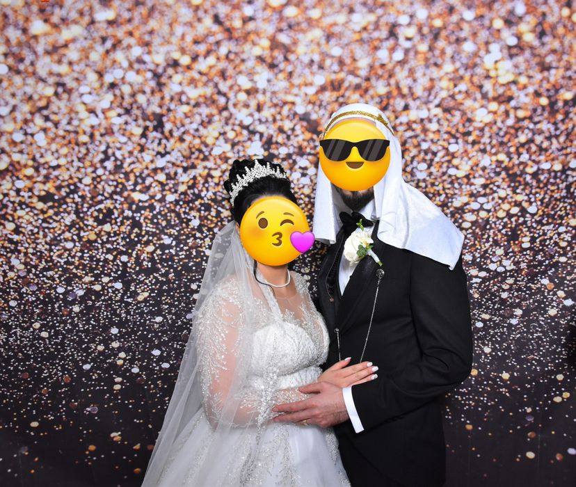 Vând rochie de mireasă cu voal