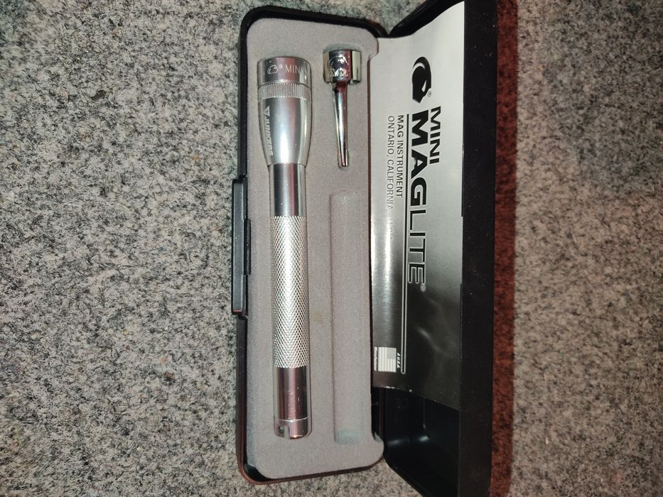 Lanterna Mini MagLite cu led