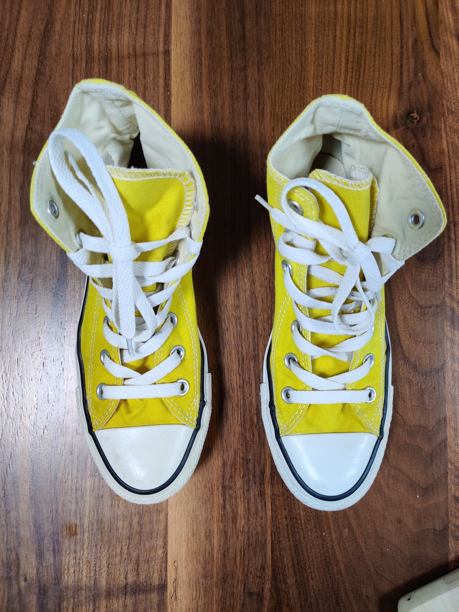 Жълти кецове Converse, размер 37,5