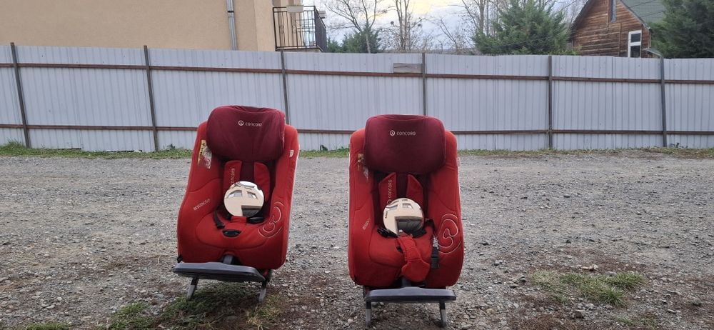 Scaune cu isofix Concord Reverso Plus Red Tomato