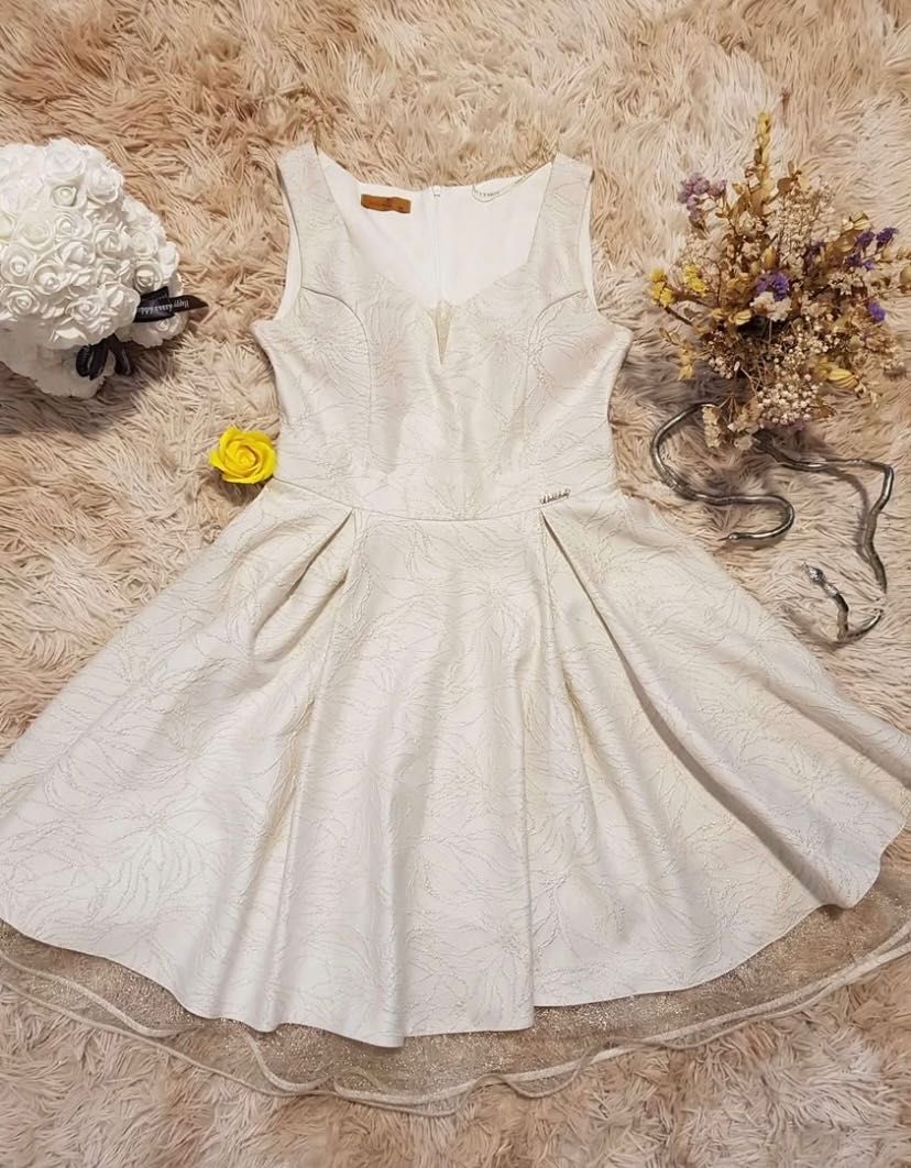 Rochie eleganta mărime M