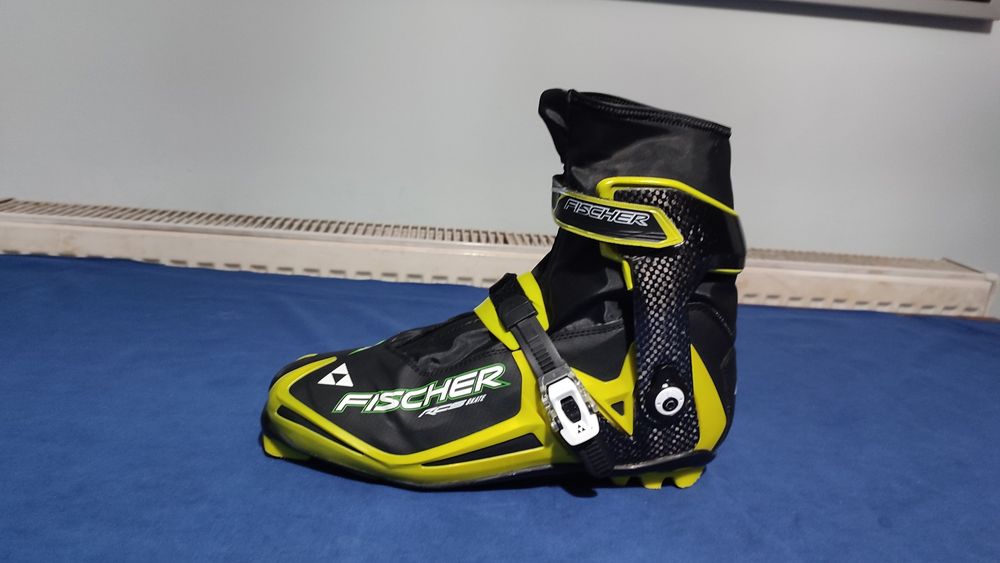 FISHER clăpari ski fond , mărimea 46, interior 30 cm.