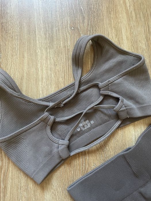 Спортен дамски сет/ фитнес сет/ М размер